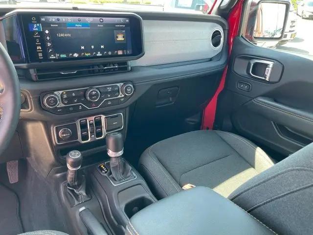 2025 Jeep Wrangler 4xe Sahara 4xe