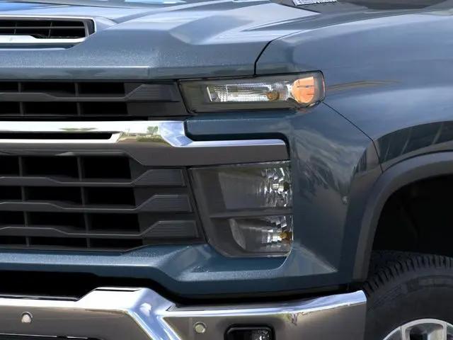 2025 Chevrolet Silverado 2500HD 4WD Crew Cab Long Bed LT