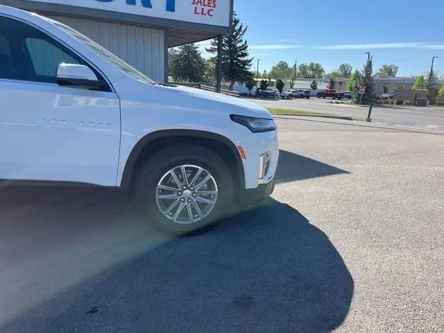 2023 Chevrolet Traverse AWD LT Cloth