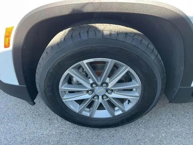 2023 Chevrolet Traverse AWD LT Cloth