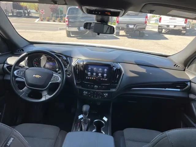 2023 Chevrolet Traverse AWD LT Cloth