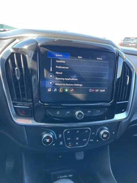 2023 Chevrolet Traverse AWD LT Cloth