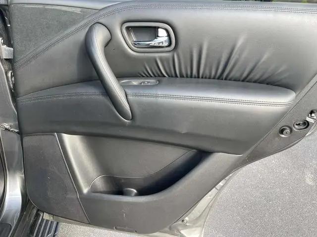2024 Nissan Armada SV 4WD