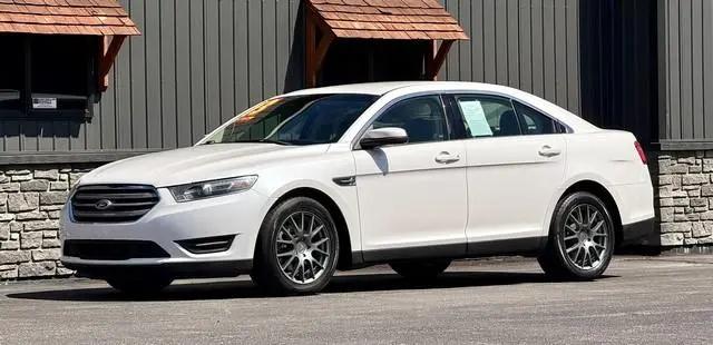 2013 Ford Taurus SEL for sale in Warren, MI