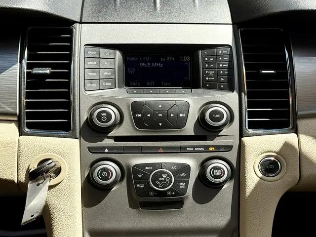 2013 Ford Taurus SEL