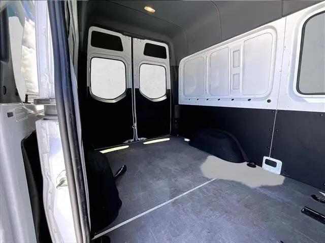 2020 Mercedes-Benz Sprinter 2500 Standard Roof V6