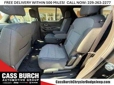 2023 Chevrolet Traverse FWD LT Cloth