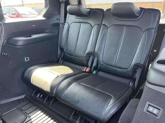 2023 Jeep Grand Cherokee L Overland 4x4