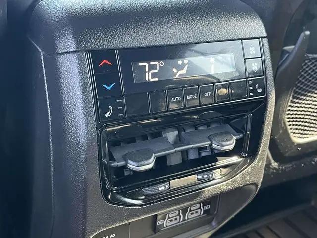 2023 Jeep Grand Cherokee L Overland 4x4