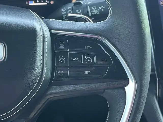 2023 Jeep Grand Cherokee L Overland 4x4