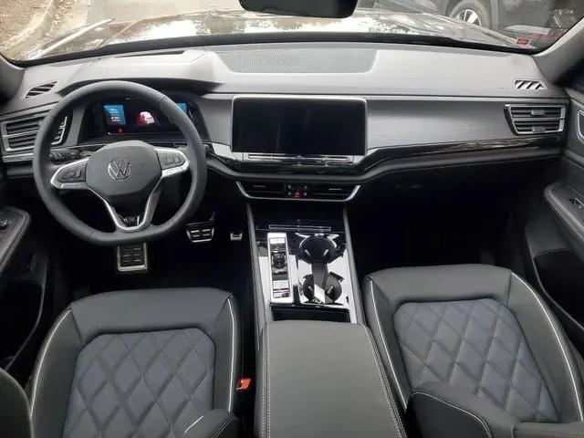 2026 Volkswagen Atlas Cross Sport SEL Premium R-Line