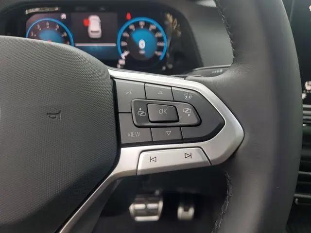 2026 Volkswagen Atlas Cross Sport SEL Premium R-Line