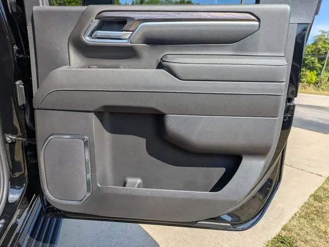 2026 Chevrolet Silverado 2500HD Crew Cab, Standard Bed, LTZ, 4WD