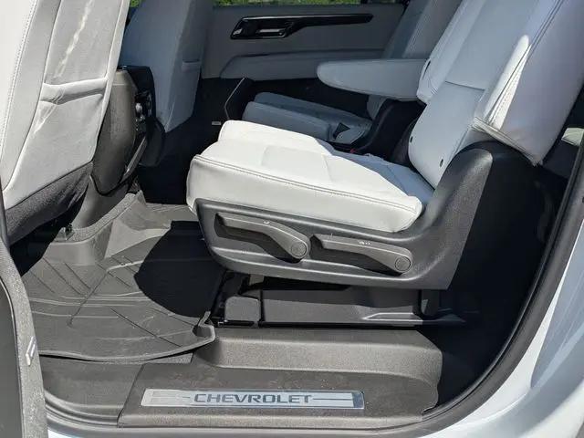2026 Chevrolet Suburban Premier, 4WD