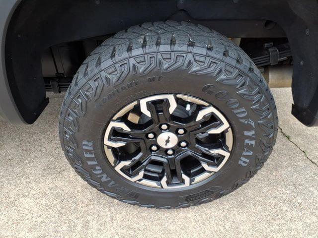 2023 Chevrolet Silverado 1500 4WD Crew Cab Short Bed ZR2