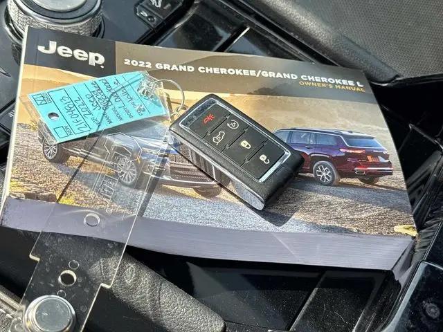 2022 Jeep Grand Cherokee L Overland 4x4