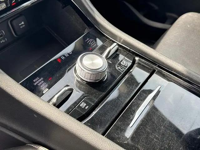 2022 Jeep Grand Cherokee L Overland 4x4