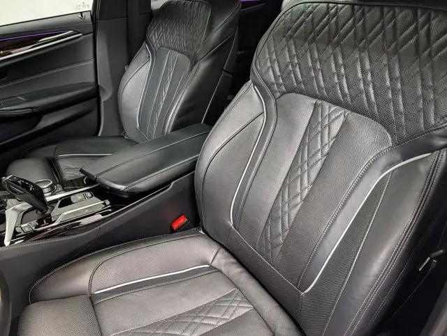 2022 BMW M5 i xDrive