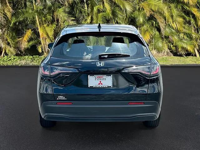 2025 Honda HR-V 2WD LX