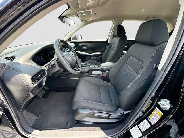 2025 Honda HR-V 2WD LX
