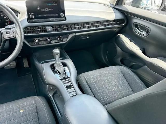 2025 Honda HR-V 2WD LX
