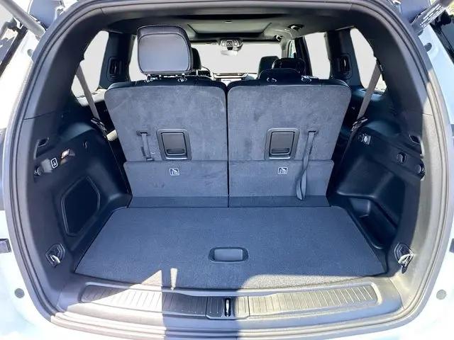 2026 Jeep Grand Cherokee L Limited 4x2