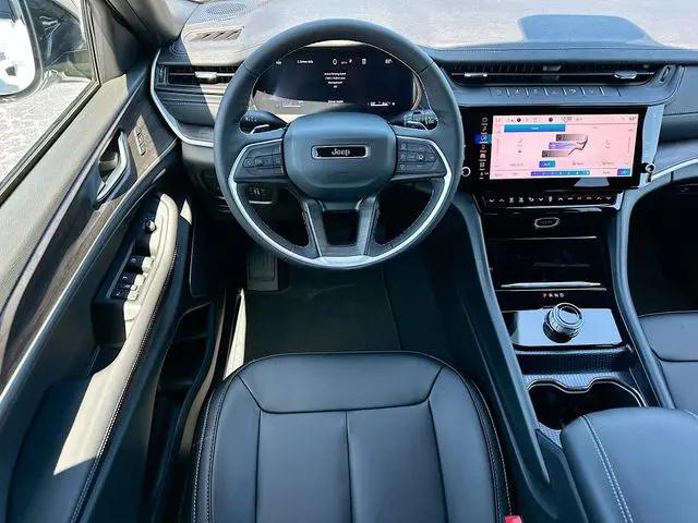 2026 Jeep Grand Cherokee L Limited 4x2