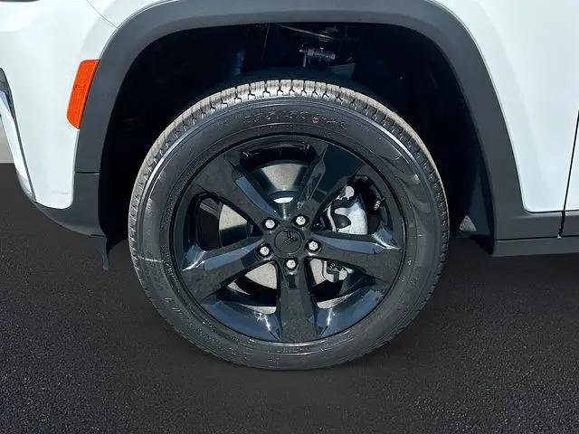 2026 Jeep Grand Cherokee L Limited 4x2