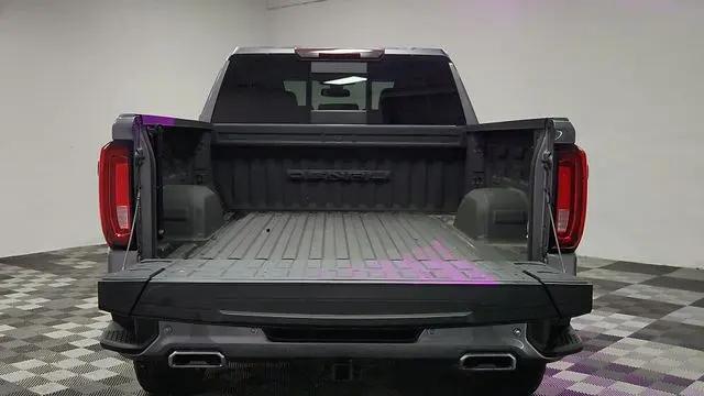 2022 GMC Sierra 1500 Limited 4WD Crew Cab Standard Box Denali