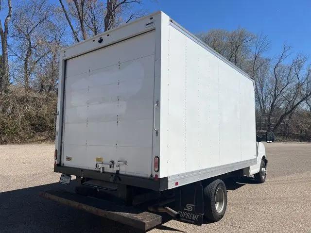 2019 Chevrolet Express Cutaway 4500 Van