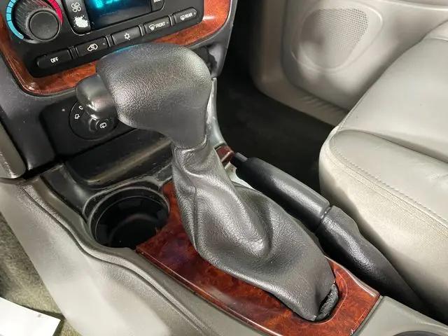 2002 Oldsmobile Bravada Base