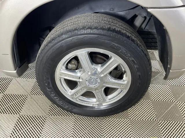 2002 Oldsmobile Bravada Base