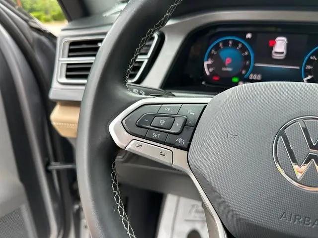 2024 Volkswagen Atlas Cross Sport 2.0T SE