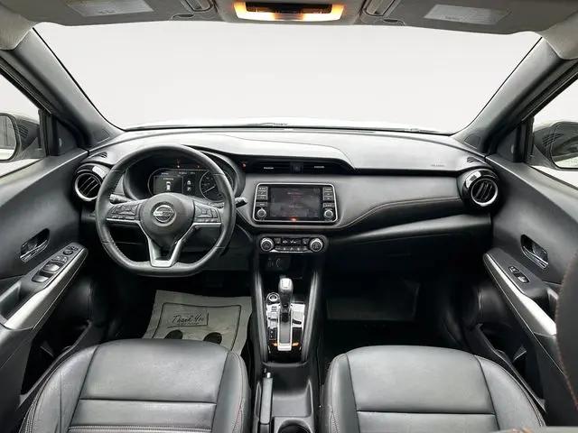 2019 Nissan Kicks SR