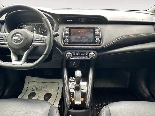 2019 Nissan Kicks SR