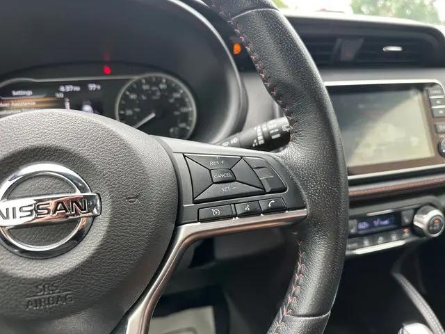 2019 Nissan Kicks SR