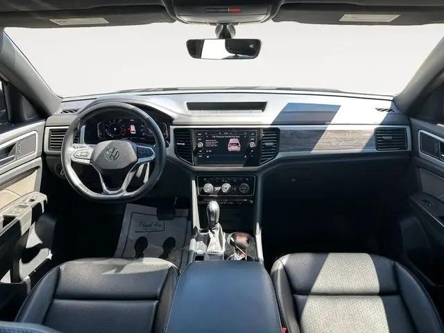2022 Volkswagen Atlas Cross Sport 2.0T SE w/Technology