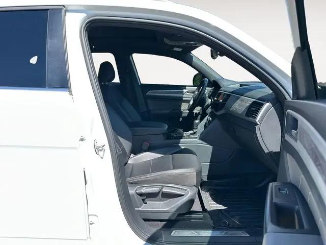 2022 Volkswagen Atlas Cross Sport 2.0T SE w/Technology