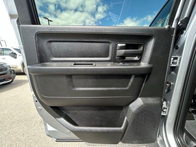 2024 Ram 2500 Tradesman Crew Cab 4x4 6'4" Box