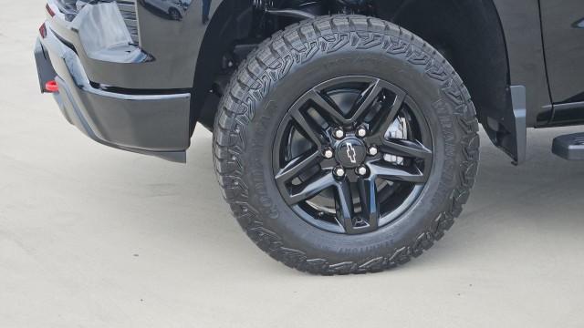 2026 Chevrolet Silverado 1500 4WD Crew Cab Short Bed Custom Trail Boss