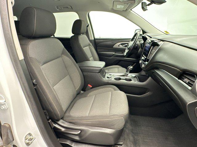 2020 Chevrolet Traverse AWD LT Cloth