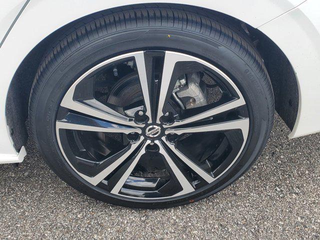 2023 Nissan Sentra SR Xtronic CVT