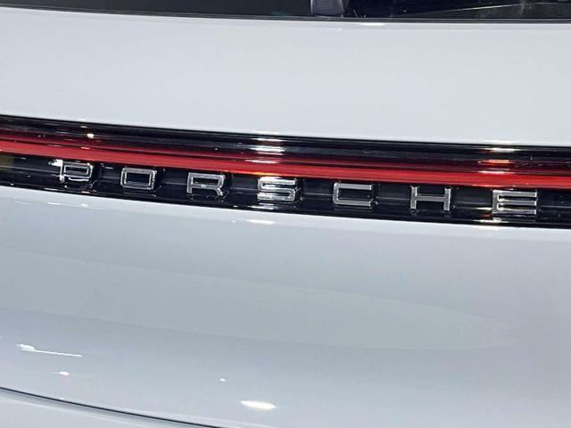 2026 Porsche Macan Unknown