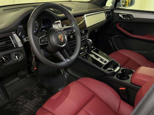2026 Porsche Macan Unknown
