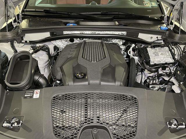 2026 Porsche Macan Unknown