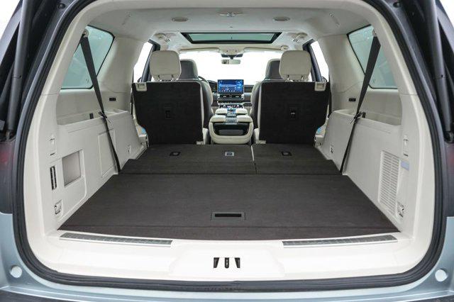 2022 Lincoln Navigator Black Label L