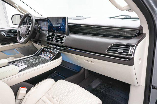 2022 Lincoln Navigator Black Label L