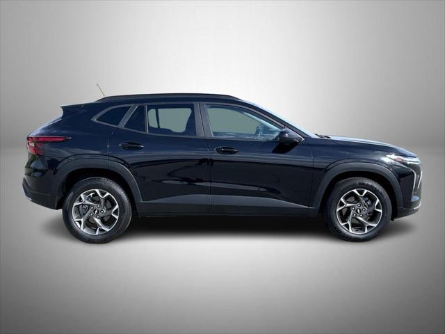 2024 Chevrolet Trax FWD LT