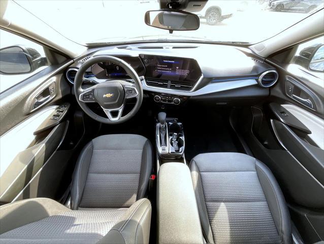 2024 Chevrolet Trax FWD LT