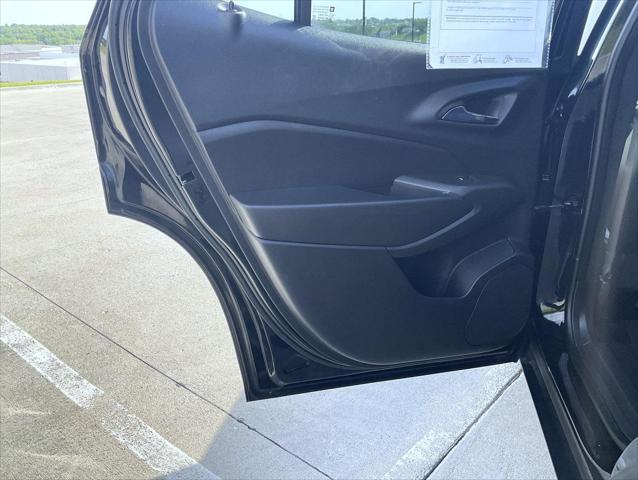 2024 Chevrolet Trax FWD LT